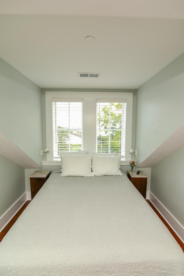 607 Bay Inn Downtown Бофорт Экстерьер фото