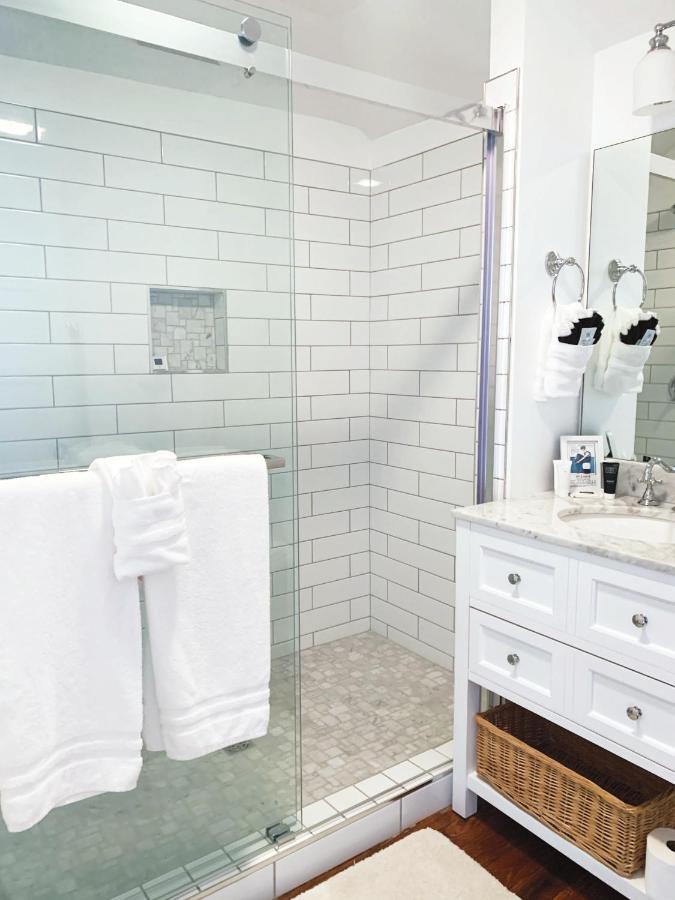607 Bay Inn Downtown Бофорт Экстерьер фото
